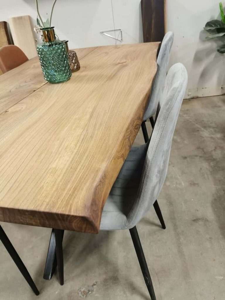 Interesse an Holztischen?